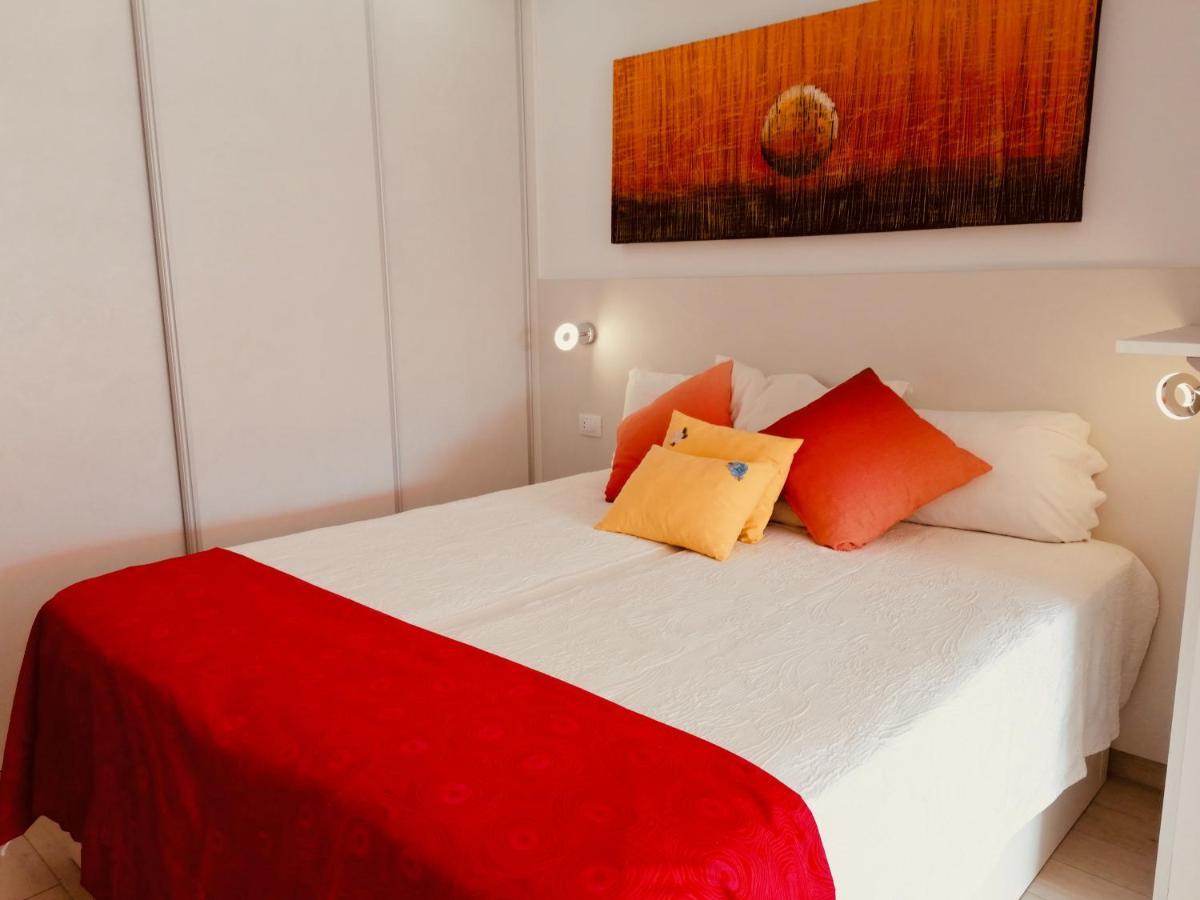 Sun & View Holiday Home ロスクリスティアーノス エクステリア 写真
